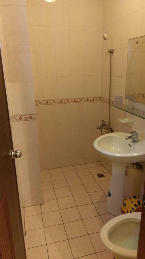 Emoonten Homestay Szancsi Kültér fotó